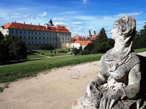 Zámky Moravy a Rakouska