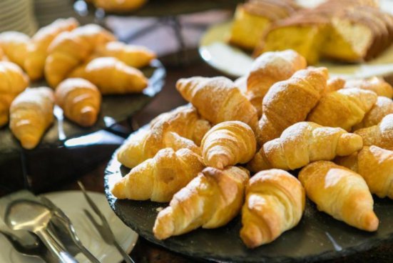 Různé hotely Kranjska Gora - lyžařský balíček na 3 noci, denní přejezd, wellness a polopenze v ceně