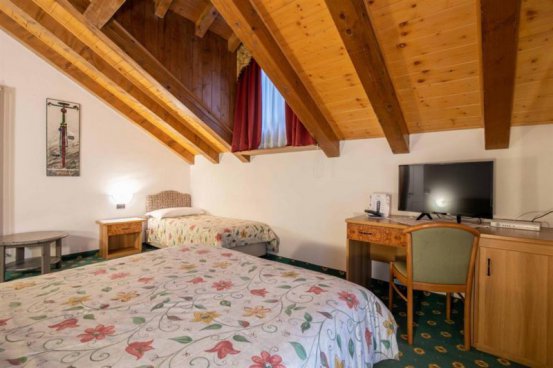 5denní zájezd s dopravou, polopenzí a skipasem v ceně – hotel Plank