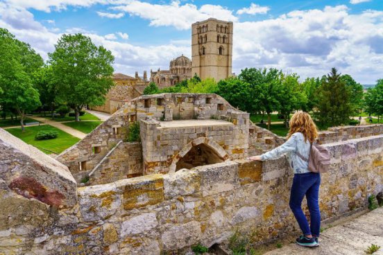 Španělská Extremadura + ŘÍMSKÉ DĚDICTVÍ + GURMÁNSKÉ TRADICE REGIONU 