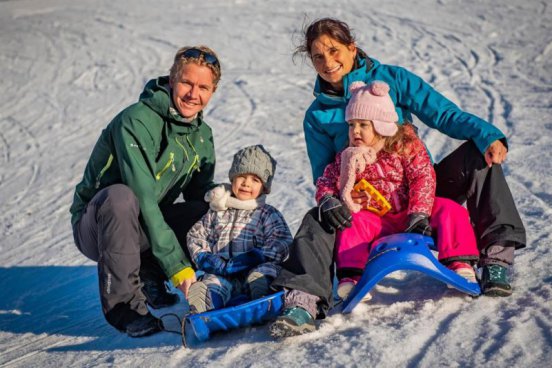 6denní zájezd (denní přejezd) s dopravou, polopenzí a skipasem v ceně – hotel Lory