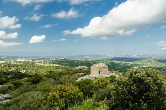To nejlepší ze Sardinie + NEPTUNOVA JESKYNĚ + PLAVBA NA OSTROVY LA MADDALENA 