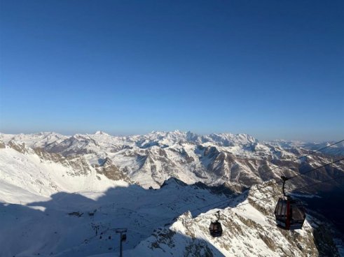 5denní zájezd s dopravou, polopenzí a skipasem v ceně – hotely různé Passo Tonale a okolí