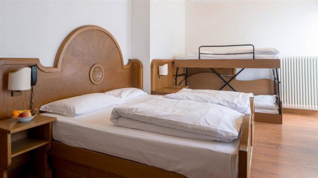 6denní zájezd (denní přejezd) s dopravou, polopenzí a skipasem v ceně – hotel Biancaneve