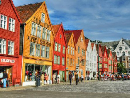 Norské dobrodružství s jízdou vlakem i výstupem na Preikestolen