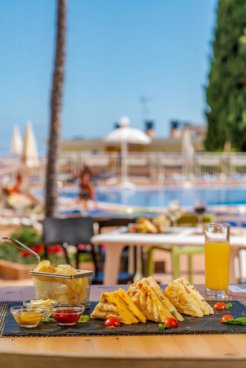 Madeira - turistika přes levády až k oceánu, odlet z Prahy