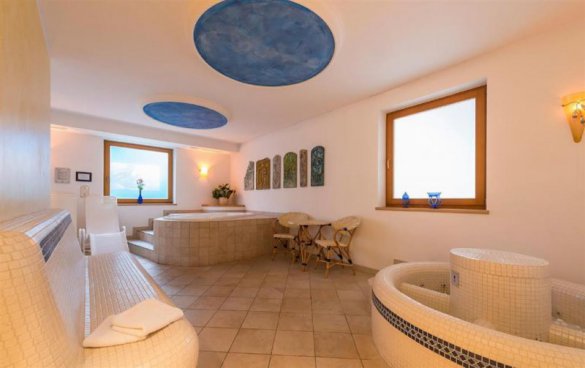 5denní zájezd s dopravou a polopenzí v ceně – hotel Alpenfrieden