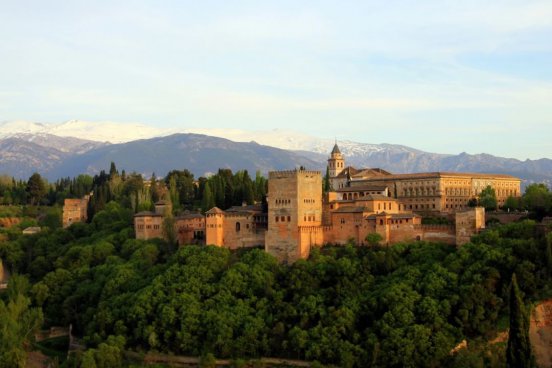 ANDALUSIE V DOBĚ SLAVNOSTI V SEVILLE 