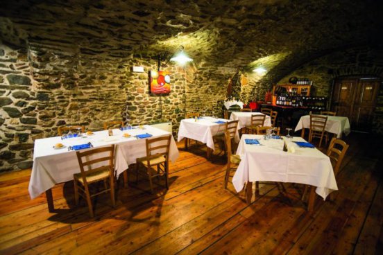 6denní zájezd (denní přejezd) s dopravou, polopenzí a skipasem ceně – hotel La Mirandola