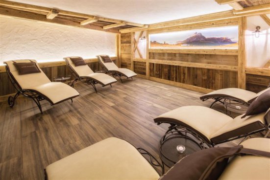 5denní zájezd (denní přejezd) s dopravou, polopenzí a skipasem v ceně – hotel Antermoia