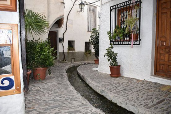 Relax na plážích Nerji + MAURSKÝ KLENOT ALHAMBRA + VESNIČKY SIERRY NEVADY 