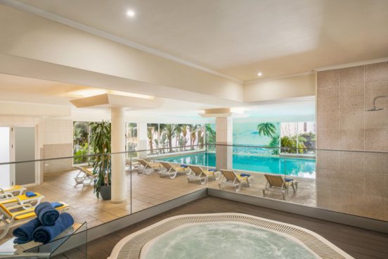 Madeira na Silvestra, odlet z Prahy