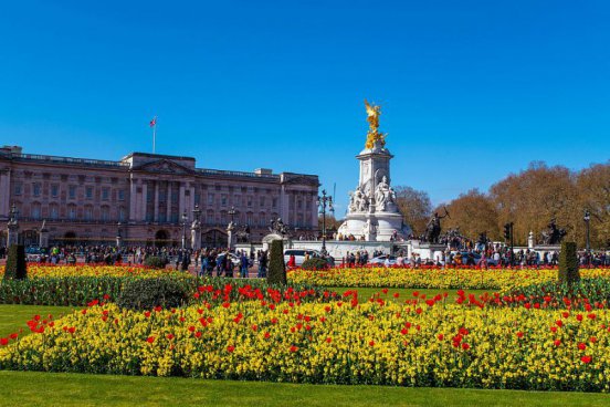 Londýn pro milovníky vojenství + HISTORICKÉ DOKY V PŘÍSTAVU PORTSMOUTH 