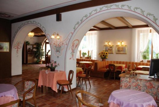 6denní zájezd (denní přejezd) s dopravou, polopenzí a skipasem v ceně – hotel Nevada