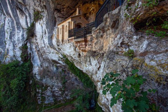 Severošpanělské Picos de Europa + SOUTĚSKA KAŇONU CARES + ASTURSKÁ GASTRONOMIE 