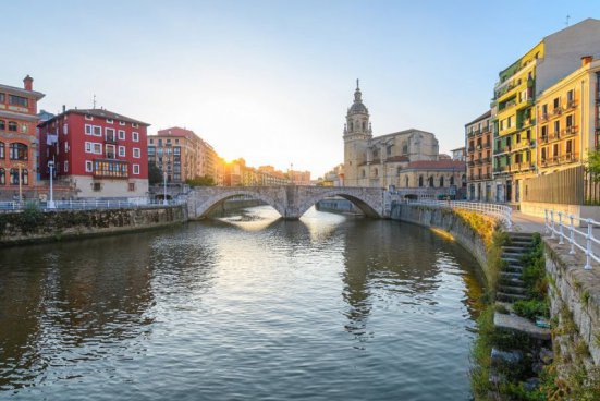 To nejlepší z Bilbaa + STAROBYLÁ VITORIA + GASTRONOMIE A TRADICE BASKŮ (letecky 