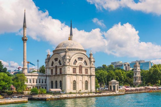 To nejlepší z Istanbulu + PALÁC DOLMABAHÇE + CISTERNA YEREBATAN (letecky z Prahy