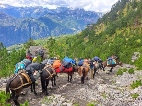 Albánská špička - turistika, která bere dech, odlet z Prahy