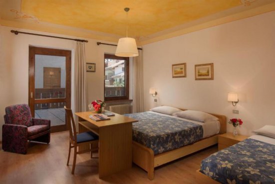 5denní zájezd (denní přejezd) s dopravou, polopenzí a skipasem v ceně – hotel Centrale