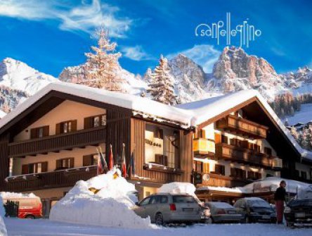 5denní zájezd s dopravou, polopenzí a skipasem v ceně – hotel Arnica