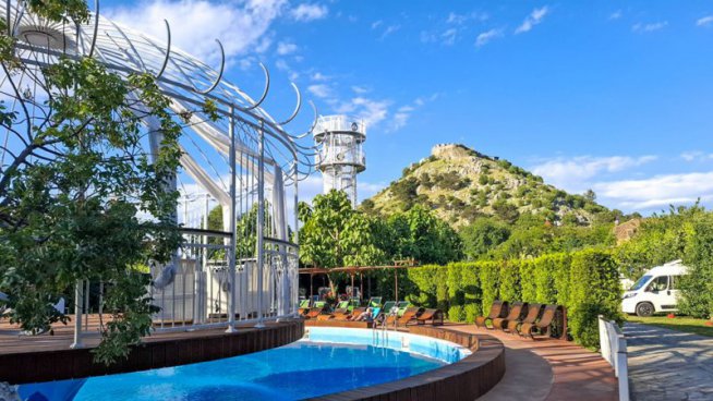 Albánská špička - turistika, která bere dech, odlet z Prahy