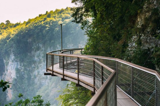 Arménie a Gruzie vlakem – Expres napříč Kavkazem