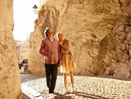 VYPRODÁNO/Ke Středozemnímu moři přes Provence - říční plavba s leteckou dopravou a českým průvodcem