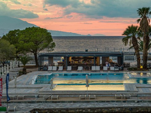 Ramada Loutraki Poseidon Resort letecky Praha ALL INCLUSIVE, 7 nocí