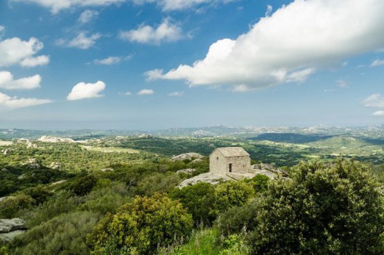 To nejlepší ze Sardinie + NEPTUNOVA JESKYNĚ + PLAVBA NA OSTROVY LA MADDALENA 