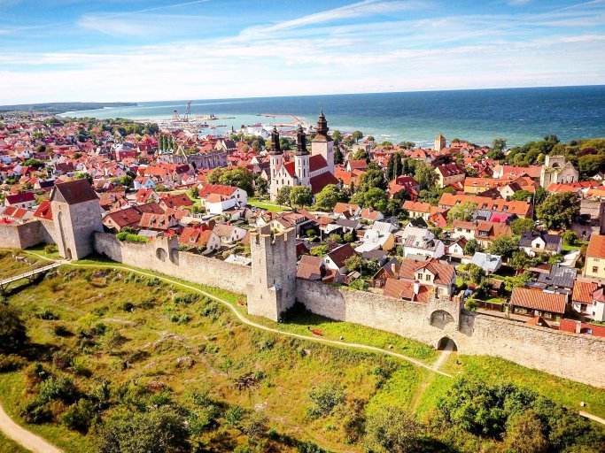 VIKINGSKÝ OSTROV GOTLAND