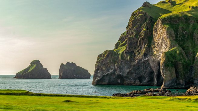 Fascinující cesta za zatměním Slunce a poznáním Islandu 
