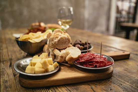 Španělská lázeňská La Manga + CARTAGENA + SPECIALITY LIKÉRKY A RODINNÉ BODEGY 