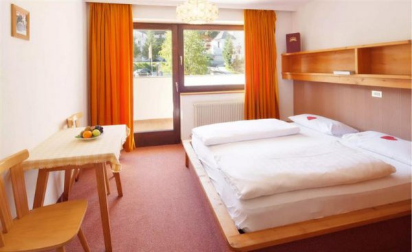 6denní zájezd (denní přejezd) s dopravou a polopenzí ceně – hotel Antermoia