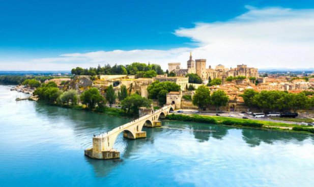 Provence s koupáním