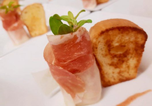 5denní zájezd (denní přejezd) s dopravou, polopenzí a skipasem v ceně – pension Maria