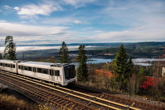 Norské dobrodružství s jízdou vlakem i výstupem na Preikestolen