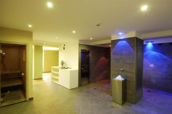 6denní zájezd (denní přejezd) s dopravou, polopenzí a skipasem ceně – hotel Locanda Locatori