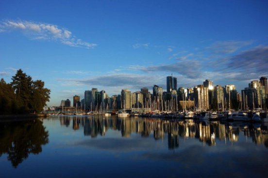 KANADA - ZE SKALNATÝCH HOR K PACIFIKU, podzimní barvy