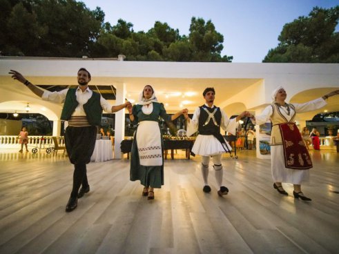 Ramada Loutraki Poseidon Resort letecky Praha ALL INCLUSIVE, 7 nocí