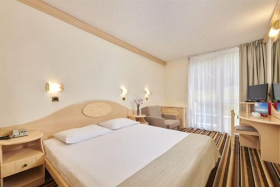 Hotel Istra (Poreč)