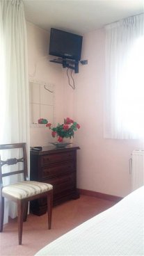 5denní zájezd s dopravou, polopenzí a skipasem v ceně – hotel Urri