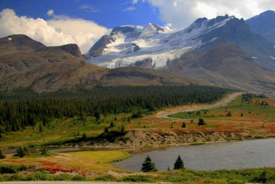 KANADA - ZE SKALNATÝCH HOR K PACIFIKU, podzimní barvy