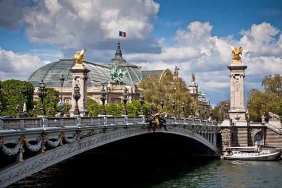 Velikonoční Paříž + KRÁLOVSKÉ ZÁMKY FONTAINEBLEAU A VAUX-LE-VICOMTE 