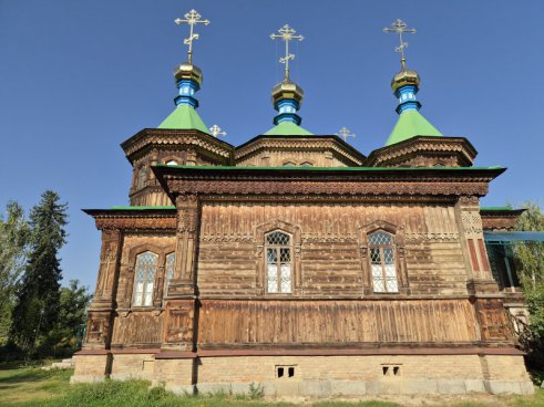 KAZACHSTÁN A KYRGYZSTÁN