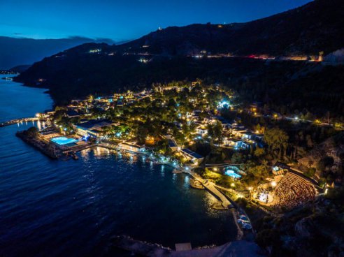 Ramada Loutraki Poseidon Resort letecky Praha ALL INCLUSIVE, 7 nocí