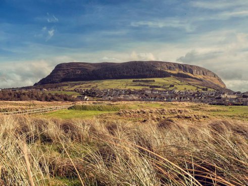 Západní Irsko + TURISTIKA V NP CONNEMARA + PLAVBA NA ARANSKÉ OSTROVY 