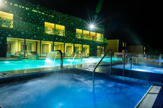 Wellness pobyt s dopravou, polopenzí a ochutnávkou na farmě v ceně v hotelu RimskiZdraviliški Dvor