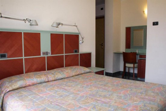 6denní velikonoční zájezd s polopenzí a skipasem – hotel Derby