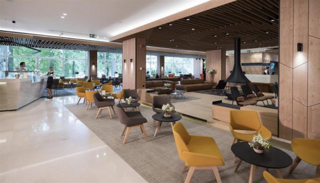 Hotel Rikli Balance - lyžařský balíček s denním přejezdem, bazény a polopenzí v ceně