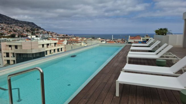 MADEIRA – OSTROVNÍ RÁJ S TURISTIKOU